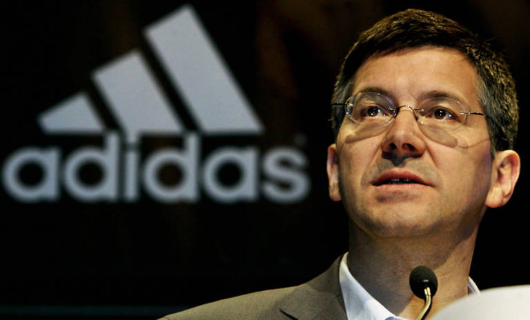 FÚTBOL INTERNACIONAL | Adidas pide el período del presidente la FIFA y otras reformas Plaza Deportiva