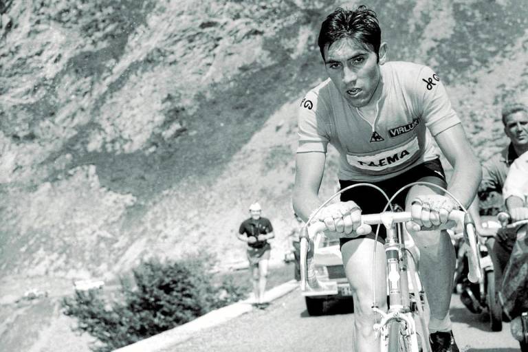 Ciclismo | Eddy Merckx, el astronauta del ciclismo sopla 75 velas ...